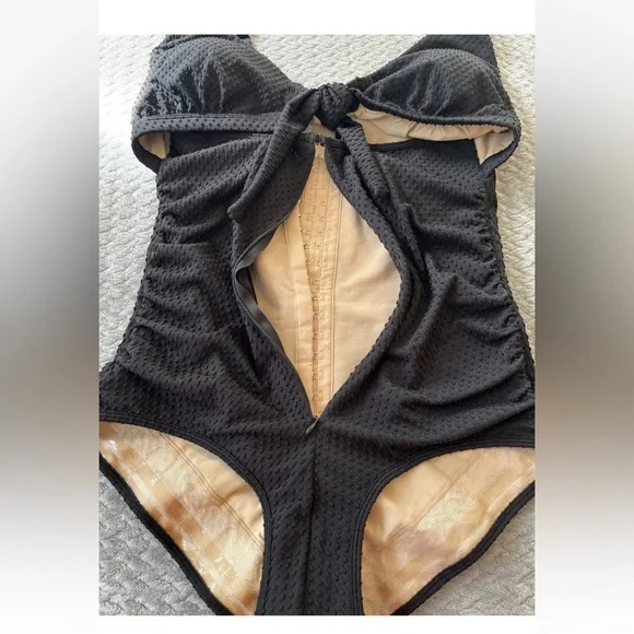 Shapshe one piece Tummy Control Swimsuit Size XL - Picture 8 of 12